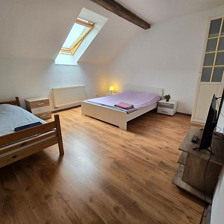 Apartments Zizkov A Прага Экстерьер фото